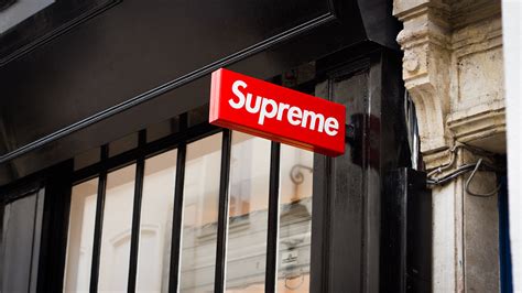 supreme paris news.